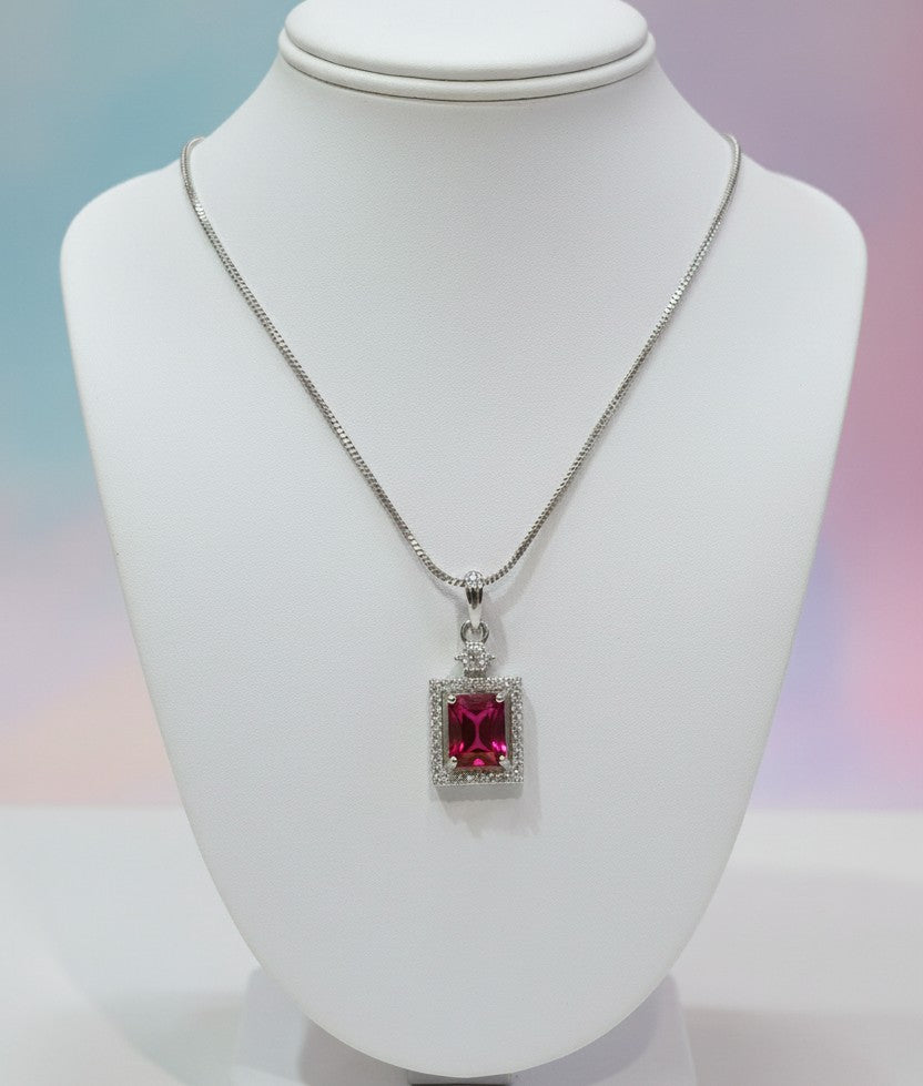 Scarlet Glow Chain (Red)