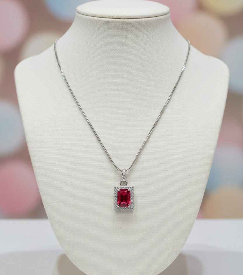 Scarlet Glow Chain (Small Red)