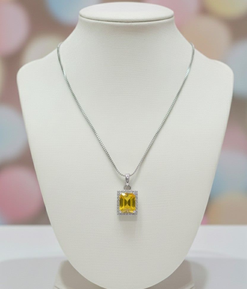 Scarlet Glow Chain (Small Yellow)