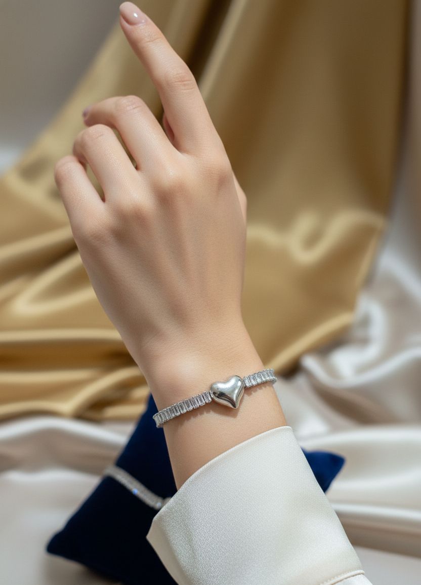 Eternal Heart Bracelet 🤍